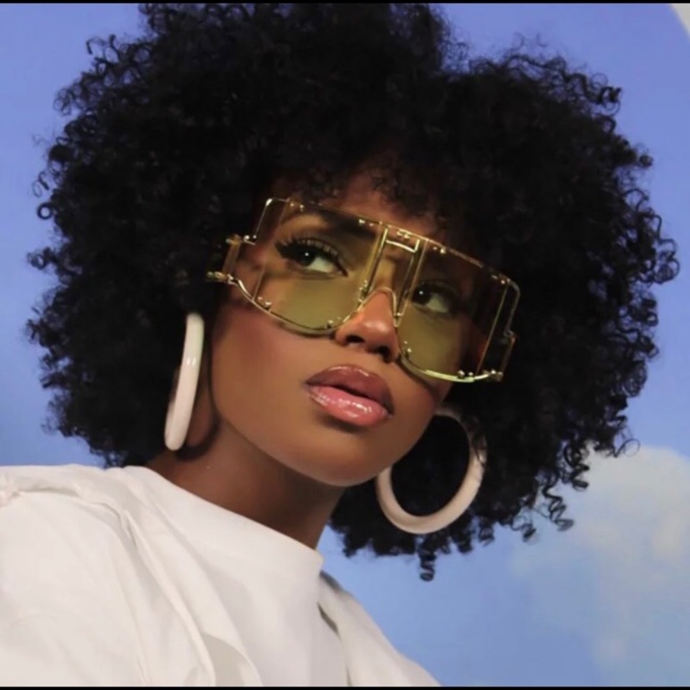 Fashion Sunglasses. Sunglasses. Big Sunglasses.